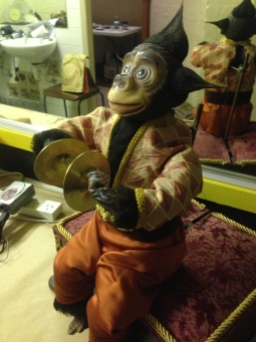 The Clapping Monkey, Phantom of the Opera, CLOC - Remote controlled mechanical clapping movements